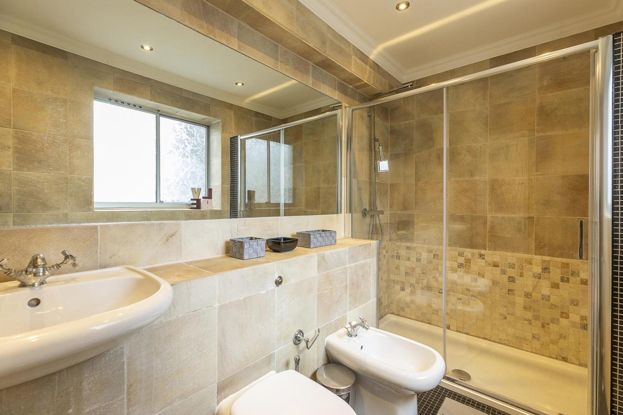 Gorgeous 4 Bedrooms Apartment Near Hyde Park And Oxford St ロンドン エクステリア 写真
