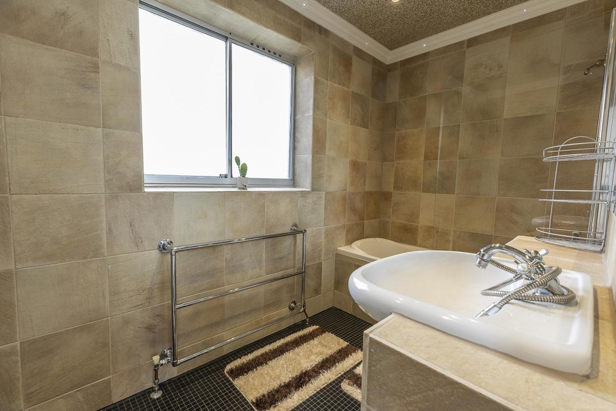 Gorgeous 4 Bedrooms Apartment Near Hyde Park And Oxford St ロンドン エクステリア 写真